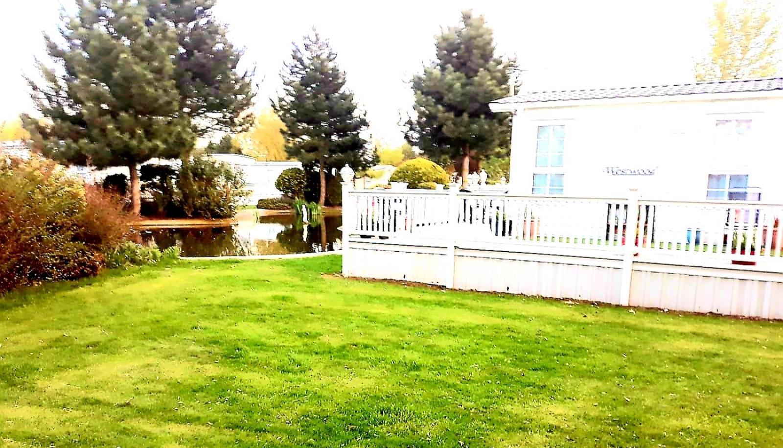 Sunrise Holidays - Diamond Holiday home *